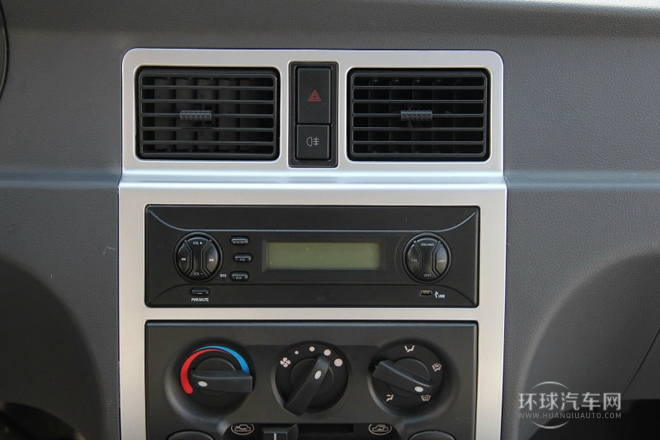 2011款 1.2L標(biāo)準(zhǔn)型