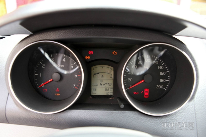 2011款 1.5L 自動舒適型