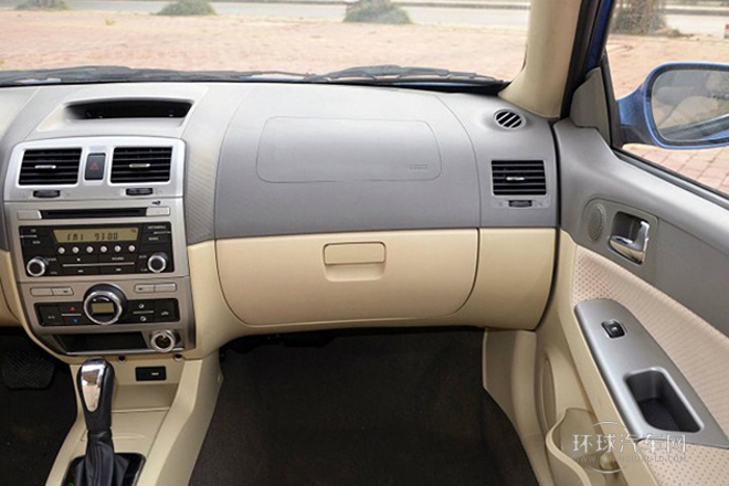 2010款 1.5L 自動豪華型