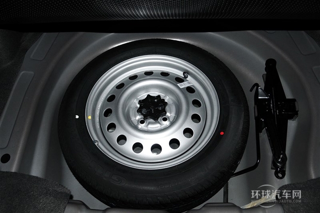 2012款 節能版 1.5L 手動尊貴型