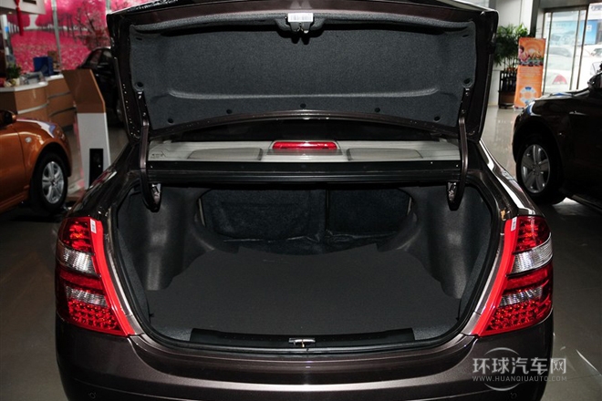 2012款 節能版 1.5L 手動尊貴型