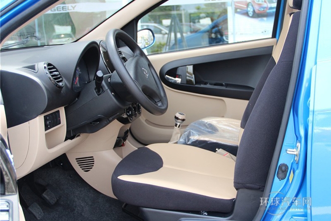 2011款 1.0L 手動標準型