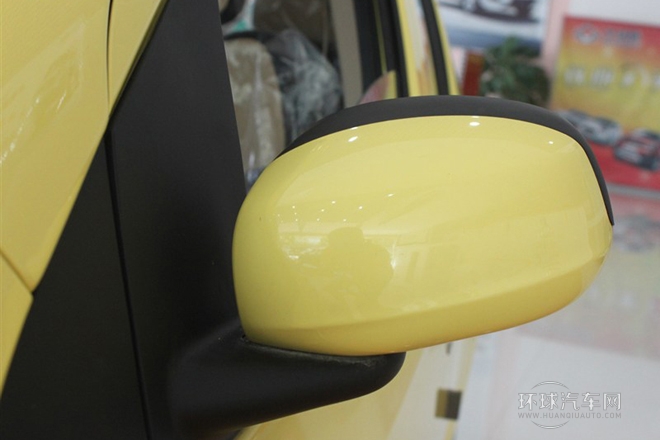 2013款 1.0L 手動(dòng)進(jìn)取型