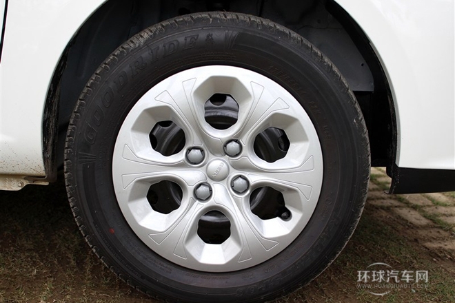 2014款 CROSS 1.3L 手動進取型