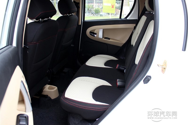 2014款 CROSS 1.3L 手動(dòng)進(jìn)取型