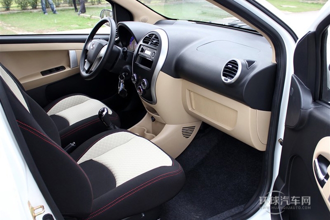 2014款 CROSS 1.3L 手動進取型