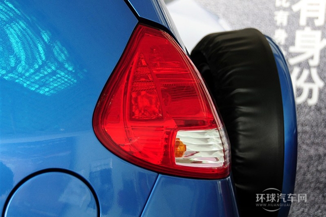 2014款 CROSS 1.3L 手動精英型