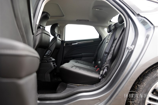 2013款 2.0L GTDi240旗艦型