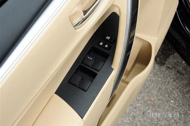 2014款 1.6L 手動GL-i真皮版