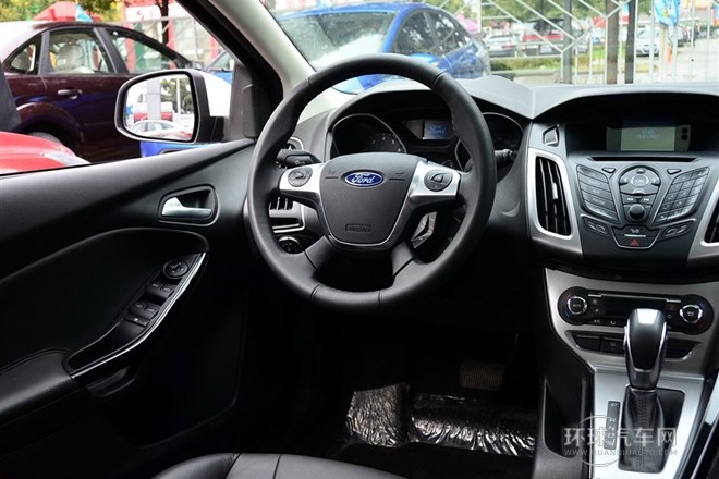 2012款 兩廂 1.6L AT風(fēng)尚型