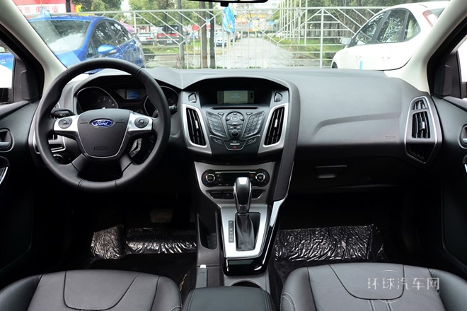 2012款 兩廂 1.6L AT風(fēng)尚型