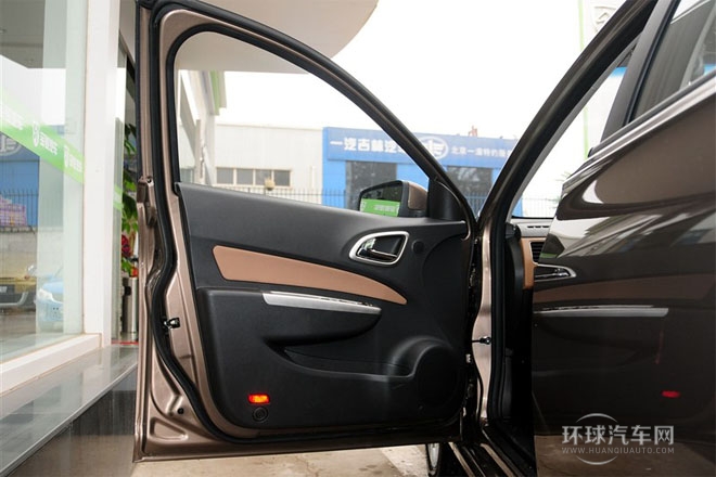 2013款1.8L自動(dòng)   舒適型