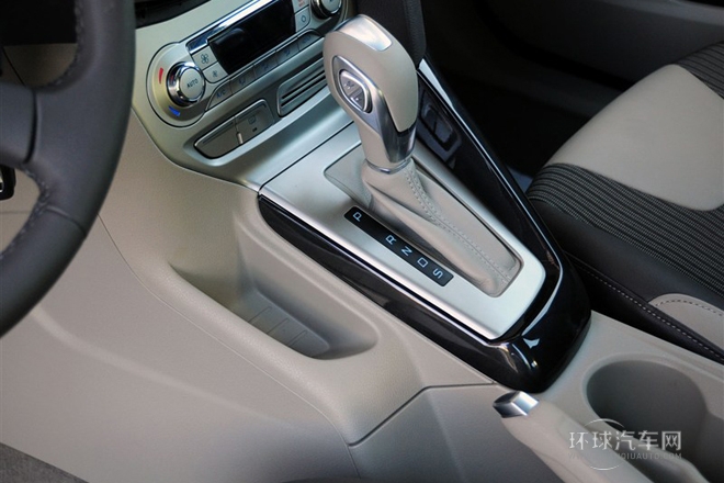 2012款 三廂 1.6L AT風尚型