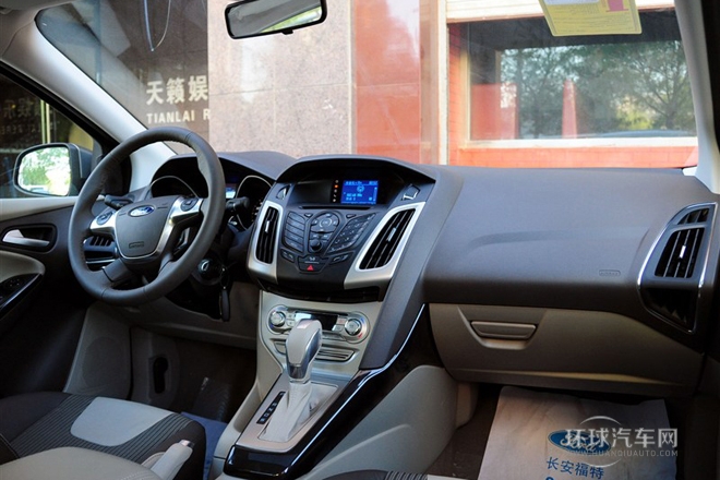 2012款 三廂 1.6L AT風尚型