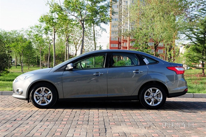 2012款 三廂 1.6L AT風尚型