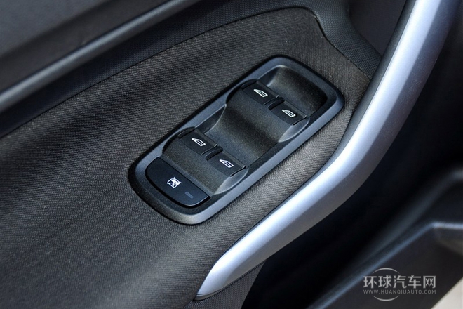 2013款 兩廂 1.5L 自動時(shí)尚型