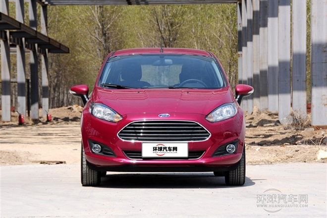 2013款 兩廂 1.5L 自動時尚型