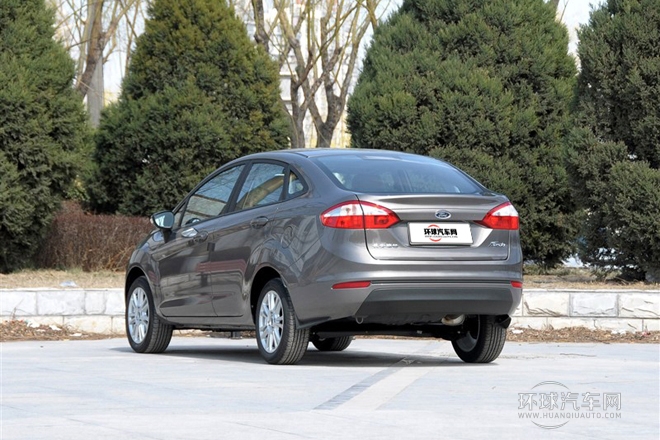 2013款 三廂 1.5L 自動品尚型