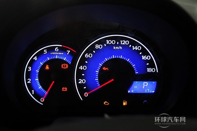 2014款 CROSS 1.5L 自動精英型