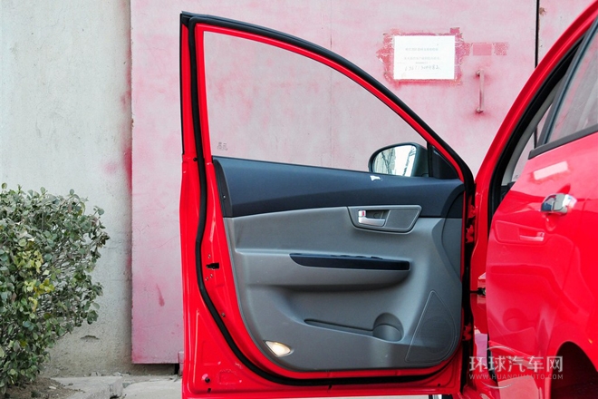 2012款 三廂 1.5L 手動(dòng)豪華型