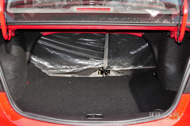 2012款 三廂 1.5L 手動豪華型