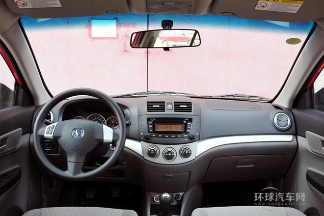 2012款 三廂 1.5L 手動豪華型