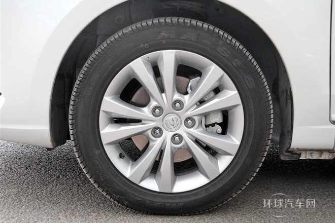 2012款 三廂 1.5L 手動舒適型