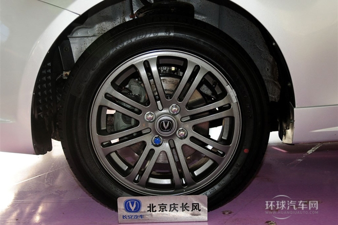 2012款 三廂 1.5L 手動運動型