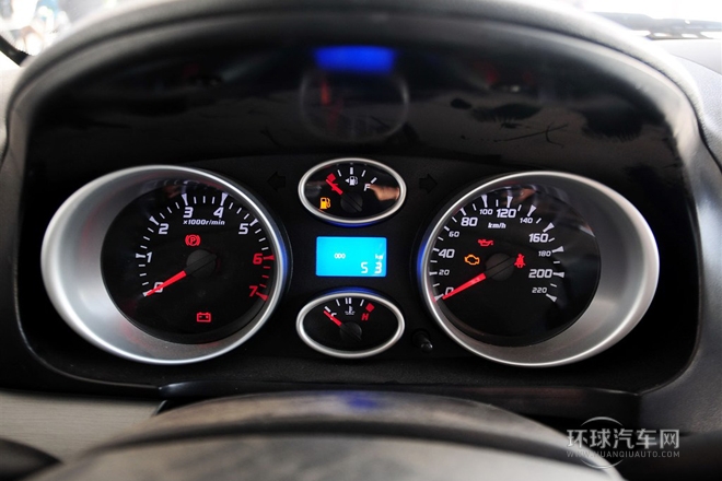 2012款 三廂 1.5L 手動運(yùn)動型