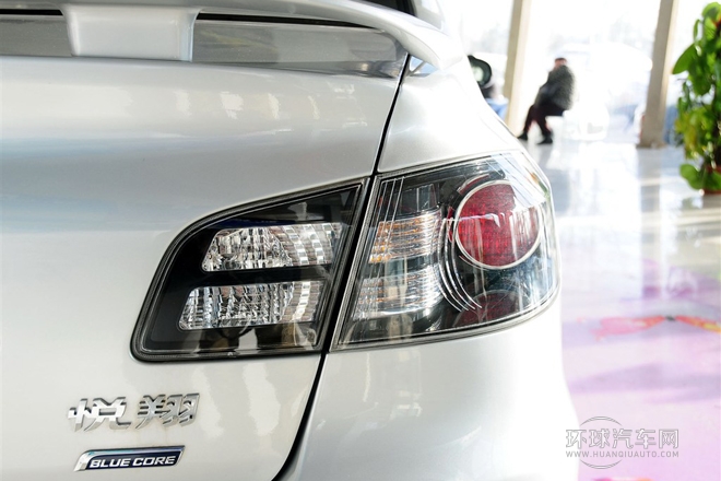 2012款 三廂 1.5L 手動運動型