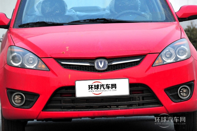 2012款 三廂 1.5L 手動尊貴型