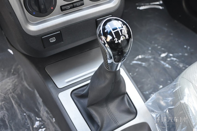 2012款 1.0L 手動進取型