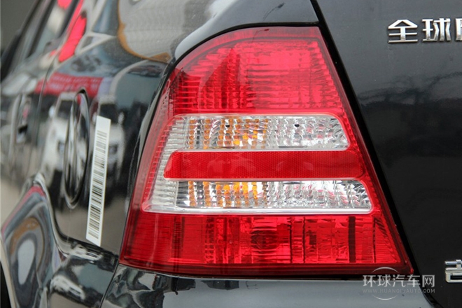 2012款 1.3L 手動(dòng)時(shí)尚型II