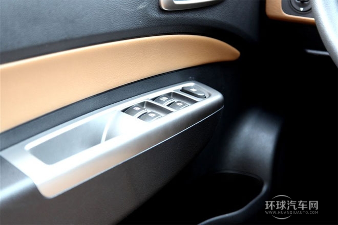 2013款1.8L自動   精英型