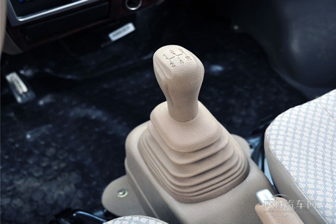 2010款 1.0L金鉆標(biāo)準(zhǔn)型EQ465i-21 3U