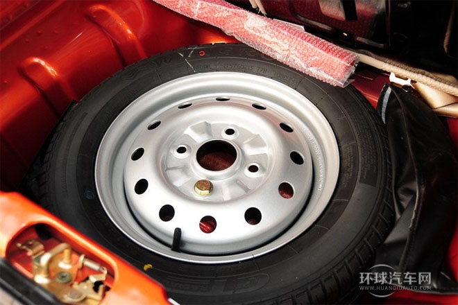 2012款 改款 1.0L 手動P-TEC舒適型