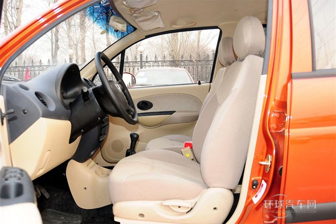 2012款 改款 1.0L 手動P-TEC舒適型