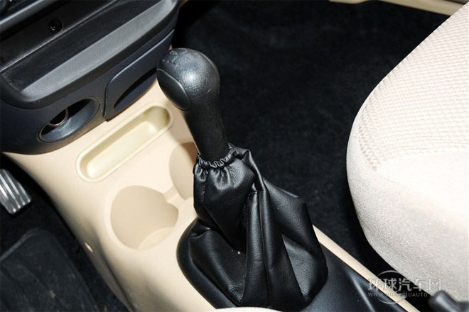 2012款 改款 1.0L 手動P-TEC舒適型