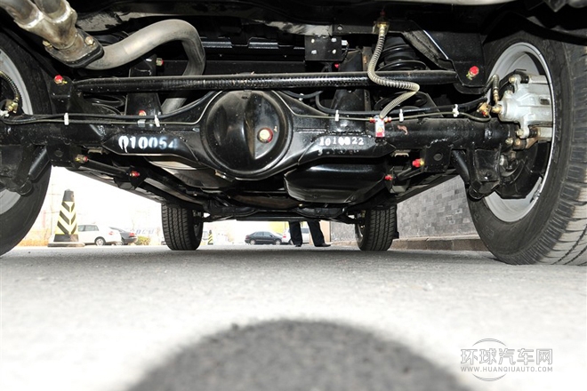 2011款 2.0L 手動兩驅豪華型