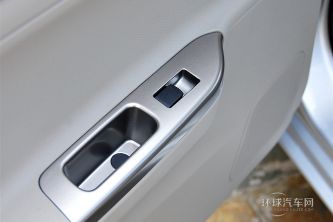 2012款 1.3L 手動豪華型 國V