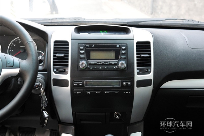 2011款 2.0L 手動兩驅(qū)豪華型