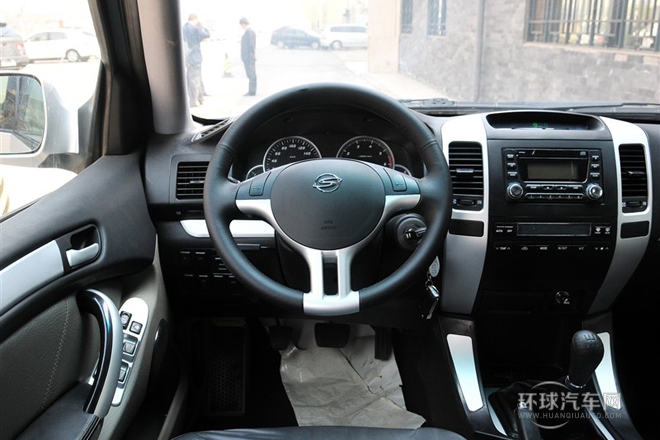 2011款 2.0L 手動兩驅豪華型