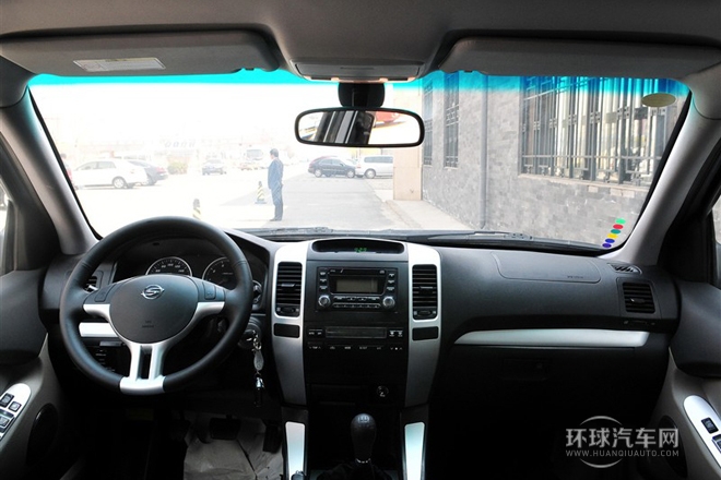 2011款 2.0L 手動(dòng)兩驅(qū)豪華型