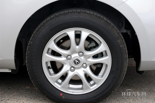 2012款 1.3L 手動舒適型 國V