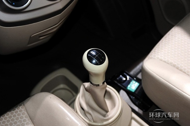 2014款 1.5L商務(wù)豪華型