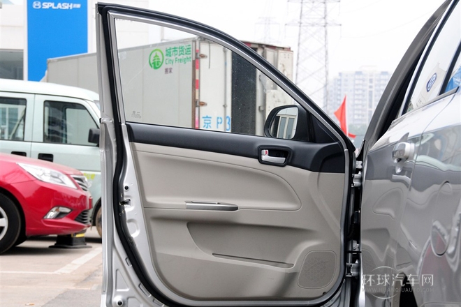 2012款 1.3L 手動舒適型 國V