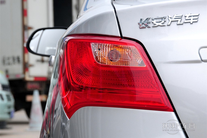 2012款 1.3L 手動舒適型 國V