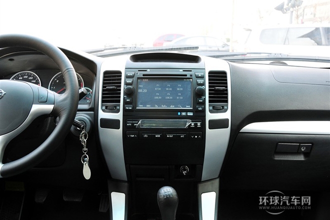 2011款 2.0L 手動兩驅超豪華型