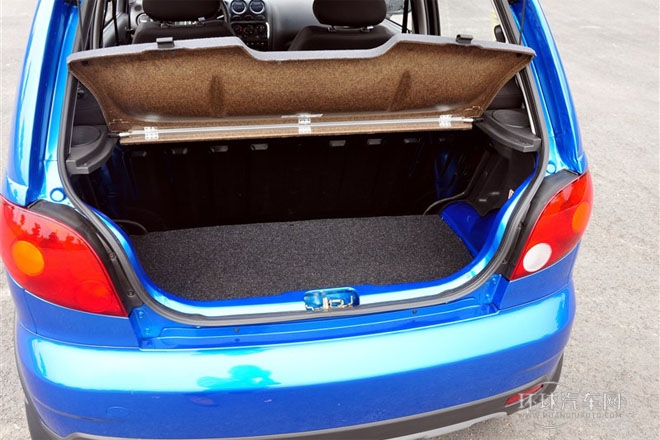 2012款 改款 1.2L 手動運(yùn)動版優(yōu)越型