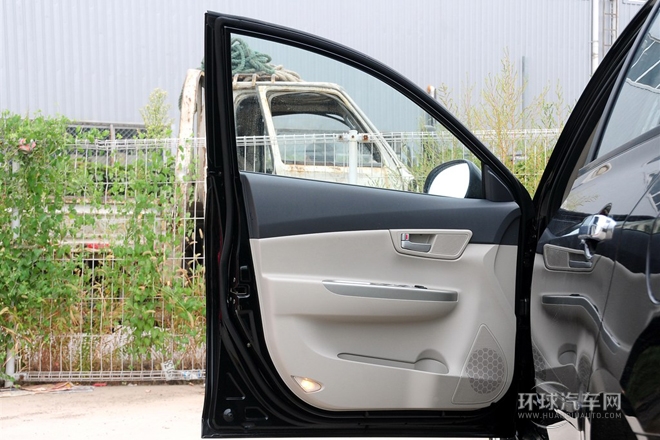 2012款 1.5L 手動夢幻型